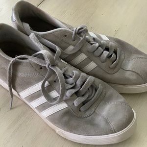 Women’s Adidas VL Court 2.0